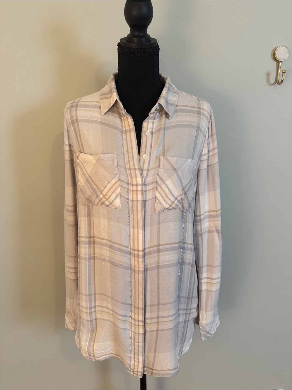 White House Black Market Cream & Gray Plaid Button-Up Tunic